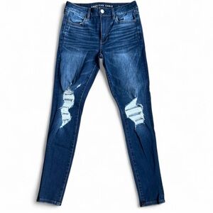 American Eagle ripped Hi-Rise Jegging | size 6 |28” inseam